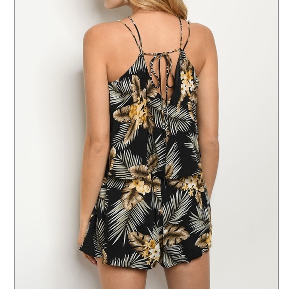NEW Black floral romper - Picture 2 of 8